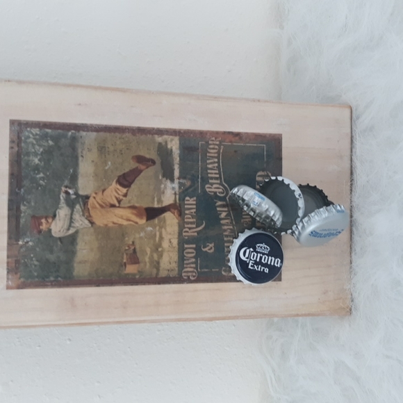 Magnetic Bottle Opener - Picture 3 of 4